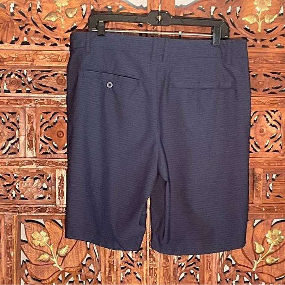 Hang Ten 34” Lightweight Hybrid Navy Shorts with Black Pinstripe - Picture 3 of 3